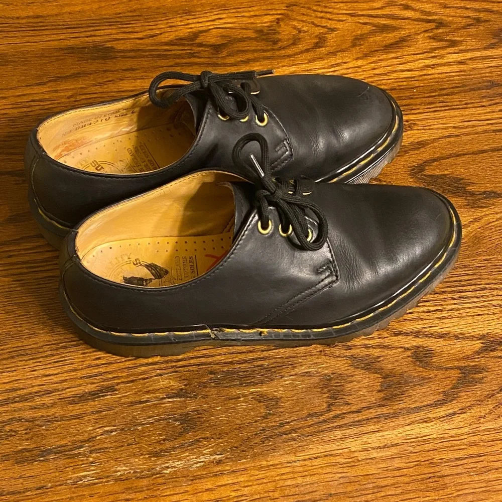 Dr. Martens Made in England 1461 Vintage 3 Eye Black Leather Oxfords UK 6 US 8 W